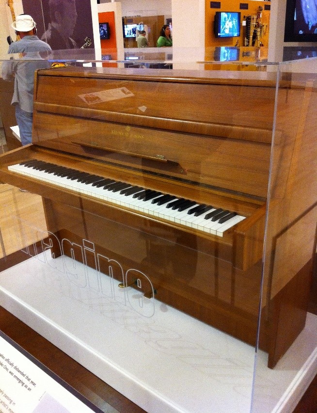 Steinway Piano