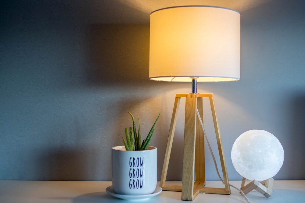Minimaliseren dennenboom Bediening mogelijk How to Bring Peace and Serenity to Any Room with These Feng Shui Lighting  Tips - Cocoweb - Quality LED Lighting Specialists